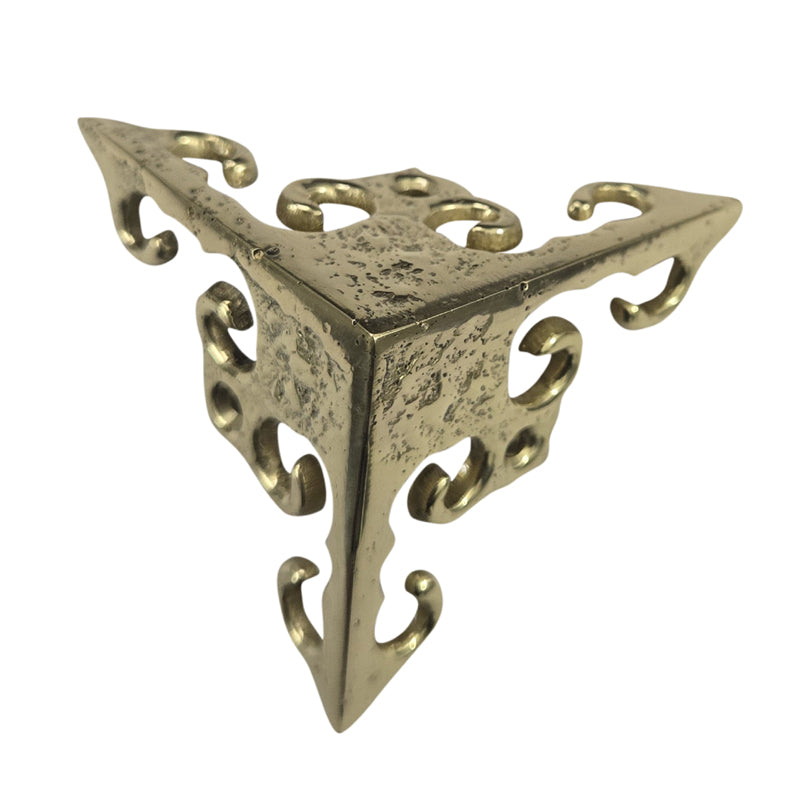 2 Inch "Diblaim" Brass Decorative Table Corner